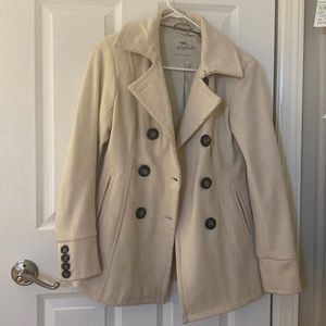 🎁 Tan pea coat